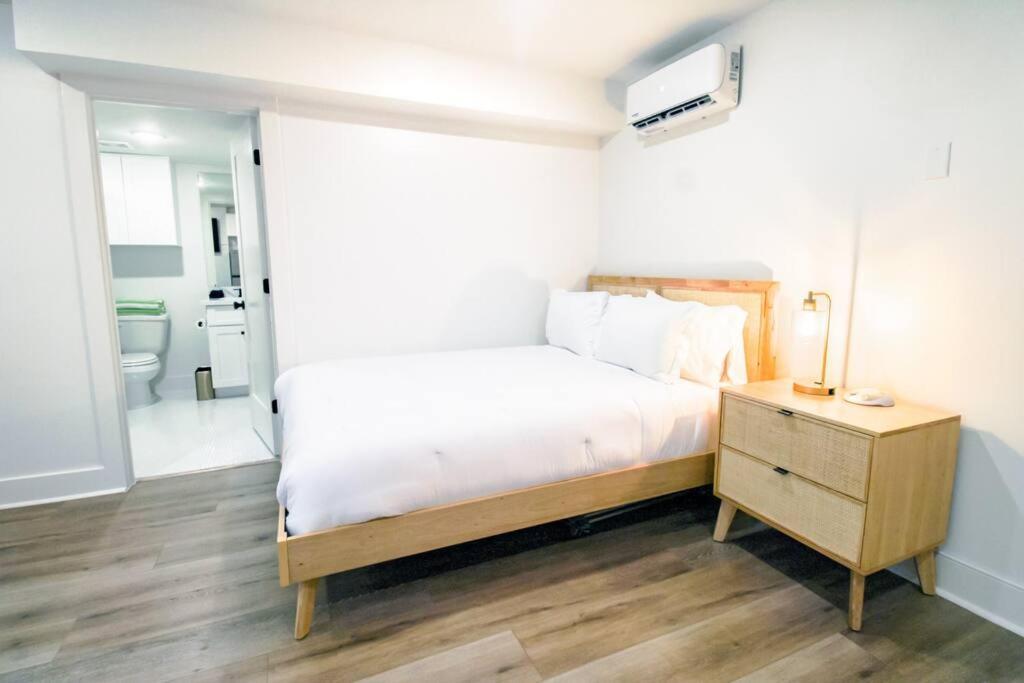 גלווסטון Summer Tropics Studio Apartment Two Queen Beds מראה חיצוני תמונה